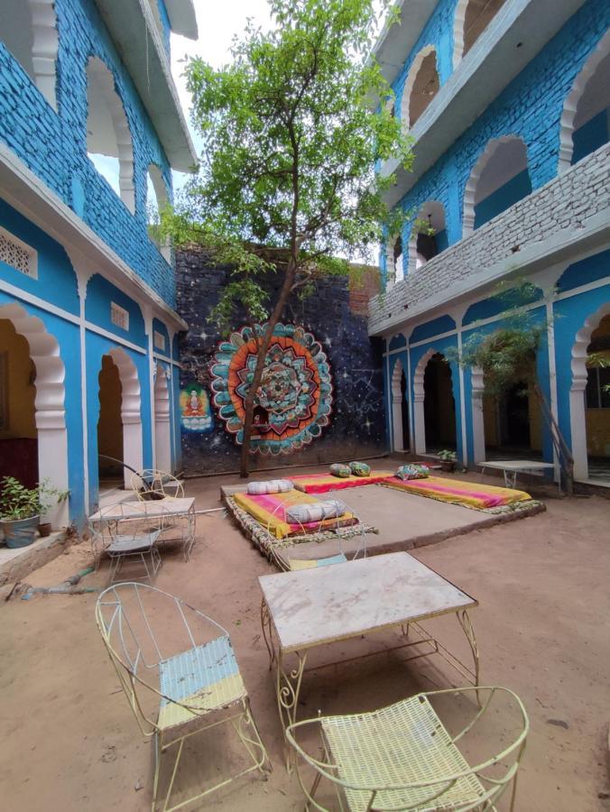 Hide-In Pushkar Hostel Luaran gambar